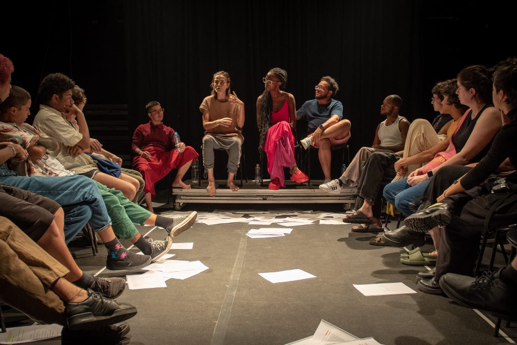 Veja Como Foi A Leitura Dram Tica Da Pe A Camilo Na Sp Escola De Teatro